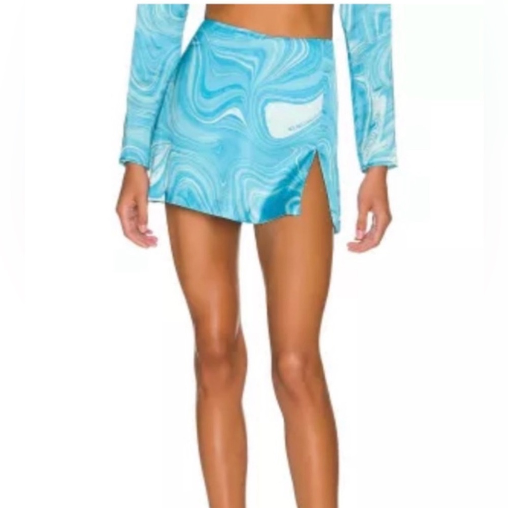 Amanda Uprichard Dale Skort Size Medium
Matching top listed separately.